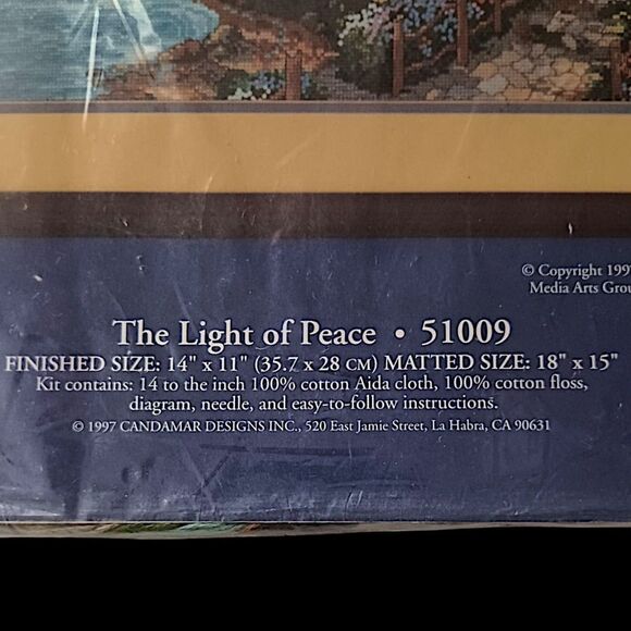 Thomas Kinkade Cross Stitch Kit The Light of Peace 51009 Candamar Lighthouse Vtg - Picture 3 of 16